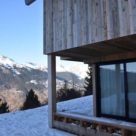 Neuf 5 Avec Sauna Et Parking, Acces Direct Aux Pistes - Fr-1-755-29 Chalet *